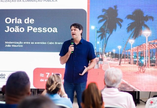 Prefeito Leo Bezerra autoriza implementação da nova iluminação da Orla Marítima
